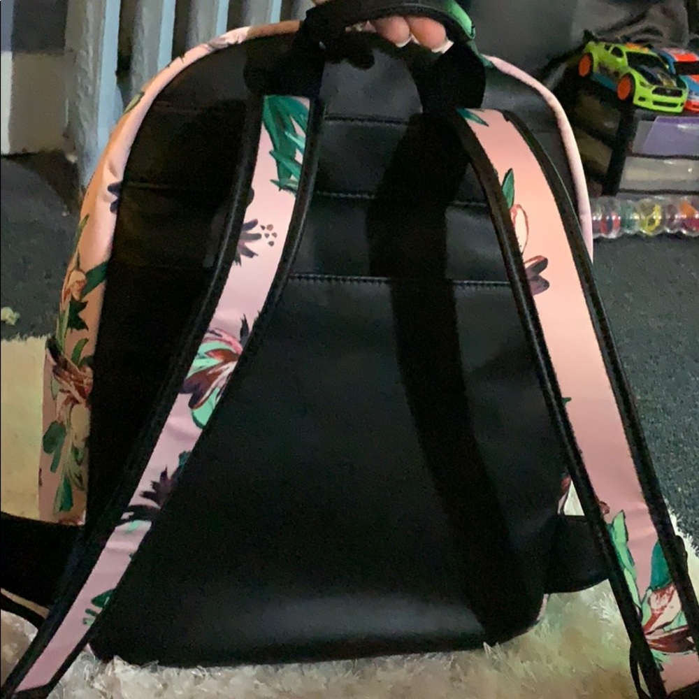 Nine West backpack - Picture 3 of 3